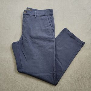 Banana Republic Men 36X30 (38X29) Navy Straight Leg Chino Pants